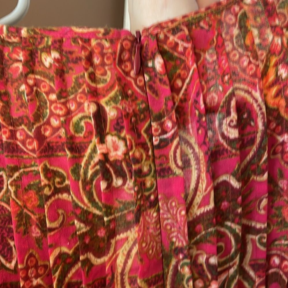 Julia Jordan. Pasiley Dress. Size 4 NWT - Picture 8 of 9